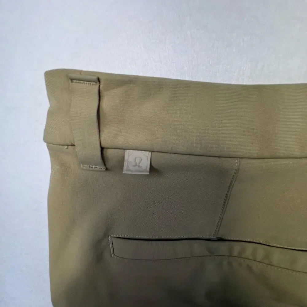 Lululemon Commission Relaxed Shorts Mens 32 Khaki Warpstreme 10” Chino
